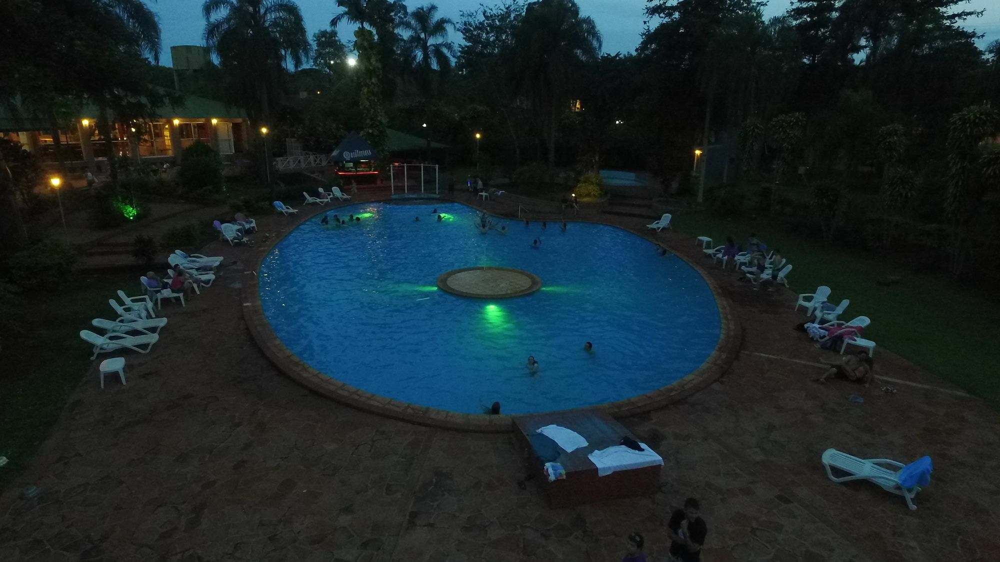 Tangoinn Club Iguazu Party Luxury Hostel Puerto Iguazú Exteriör bild